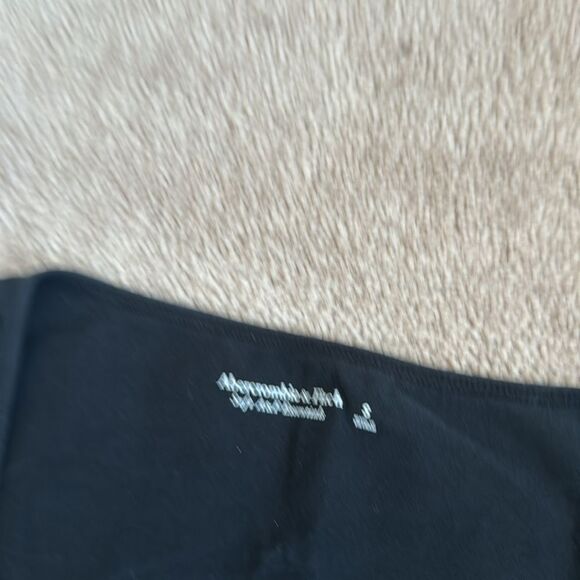 Abercrombie and Fitch, long sleeve scoop, neck top - Picture 3 of 4